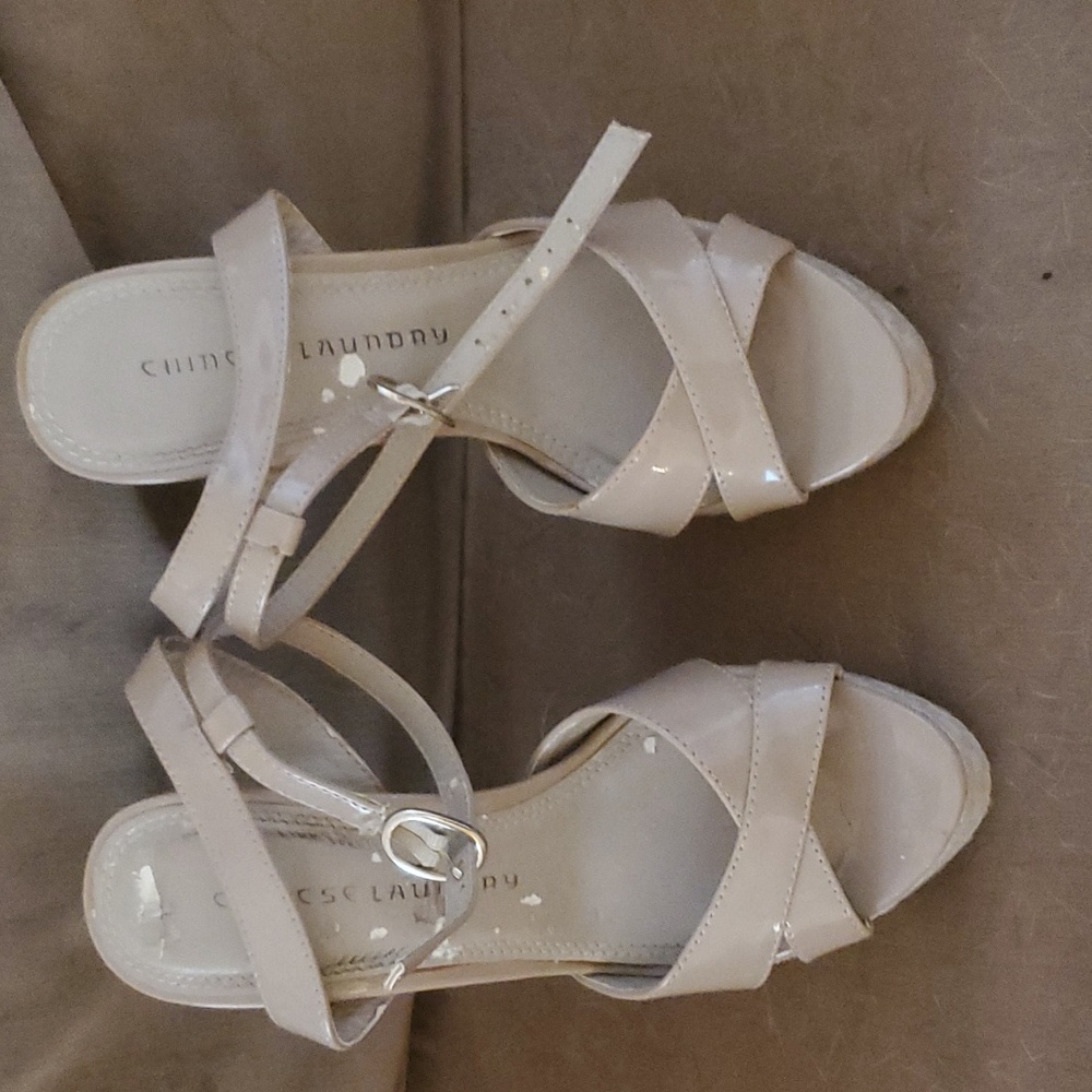 Chinese Laundry Platform Sandal
